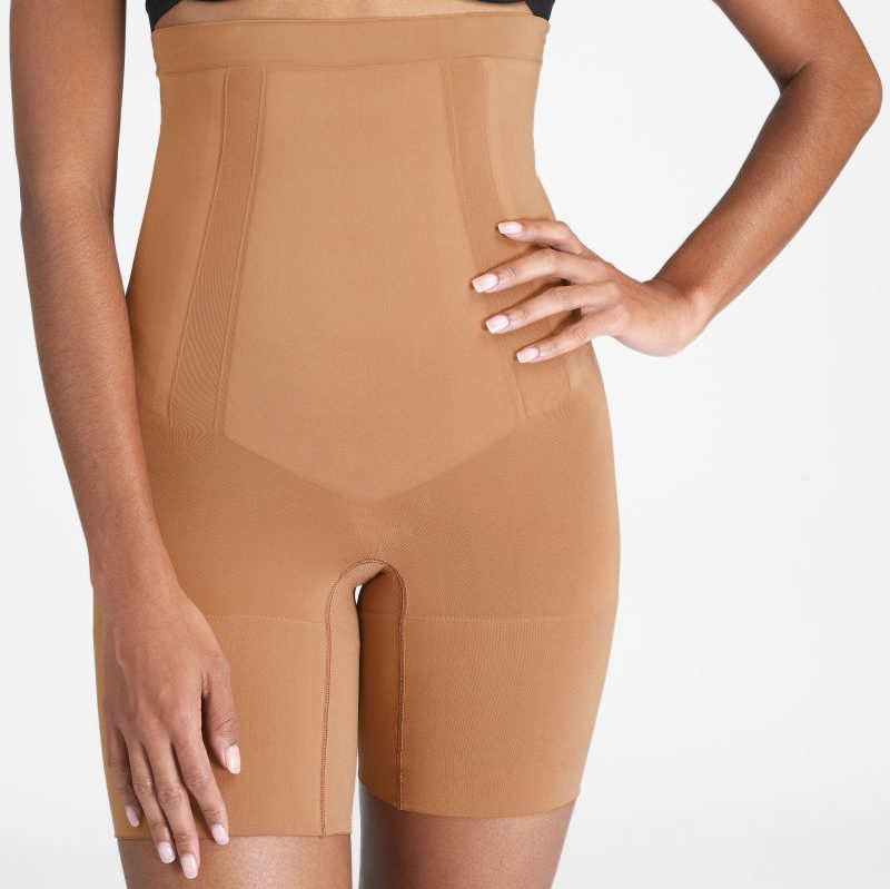 8-best-shapewear-for-lower-belly-pooch-in-2021-clothedup