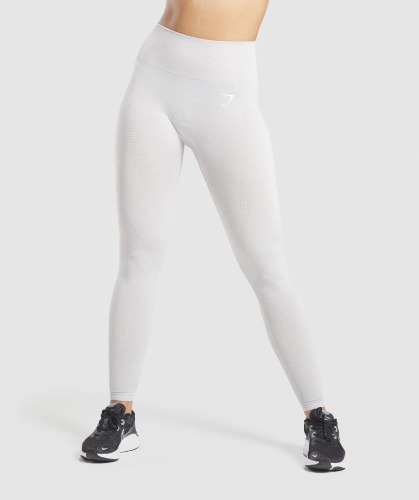 https://clothedup.com/wp-content/uploads/2020/12/VITALSEAMLESSLEGGINGSLIGHTGREYMARL.A-Edit-858x1024.jpg