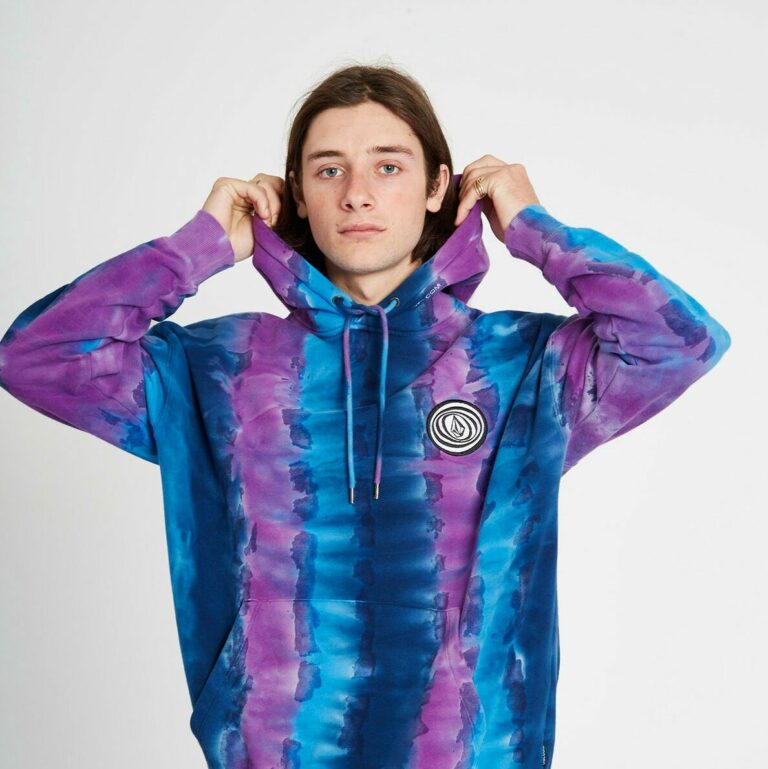 11 Best Stores like Zumiez for Skater Style in 2021 ClothedUp