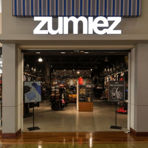 11 Best Stores like Zumiez for Skater Style in 2022