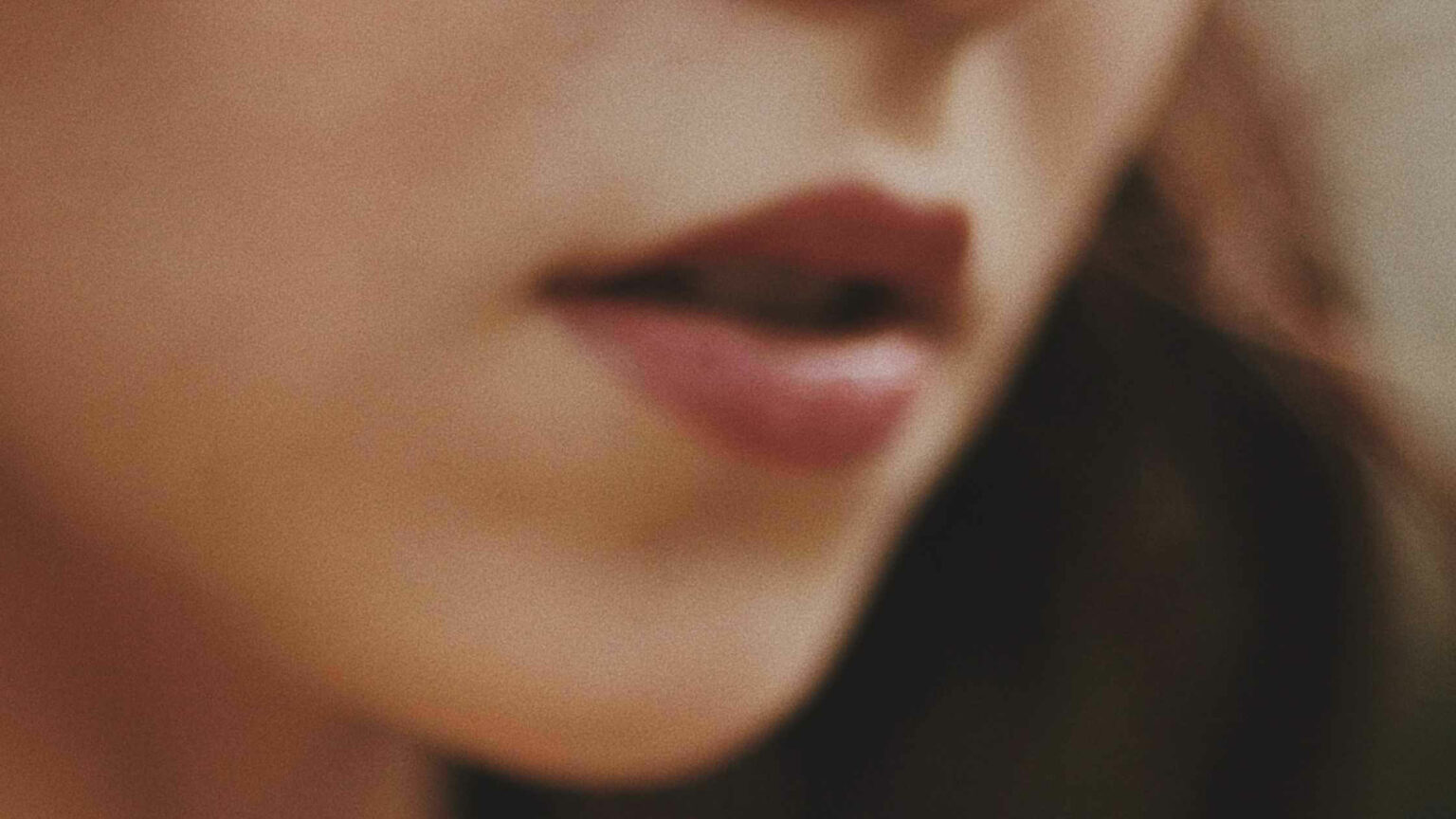 How to Apply Lip Liner Tips and Tricks for an Elevated Look ClothedUp