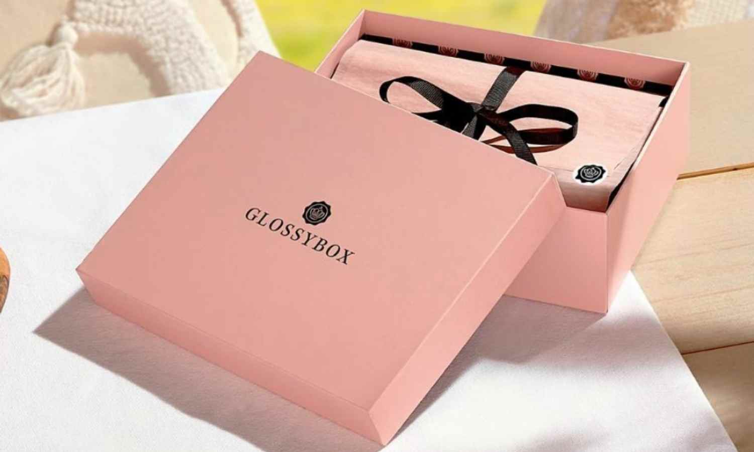 Glossybox Review: Are They As Glossy As They Seem?