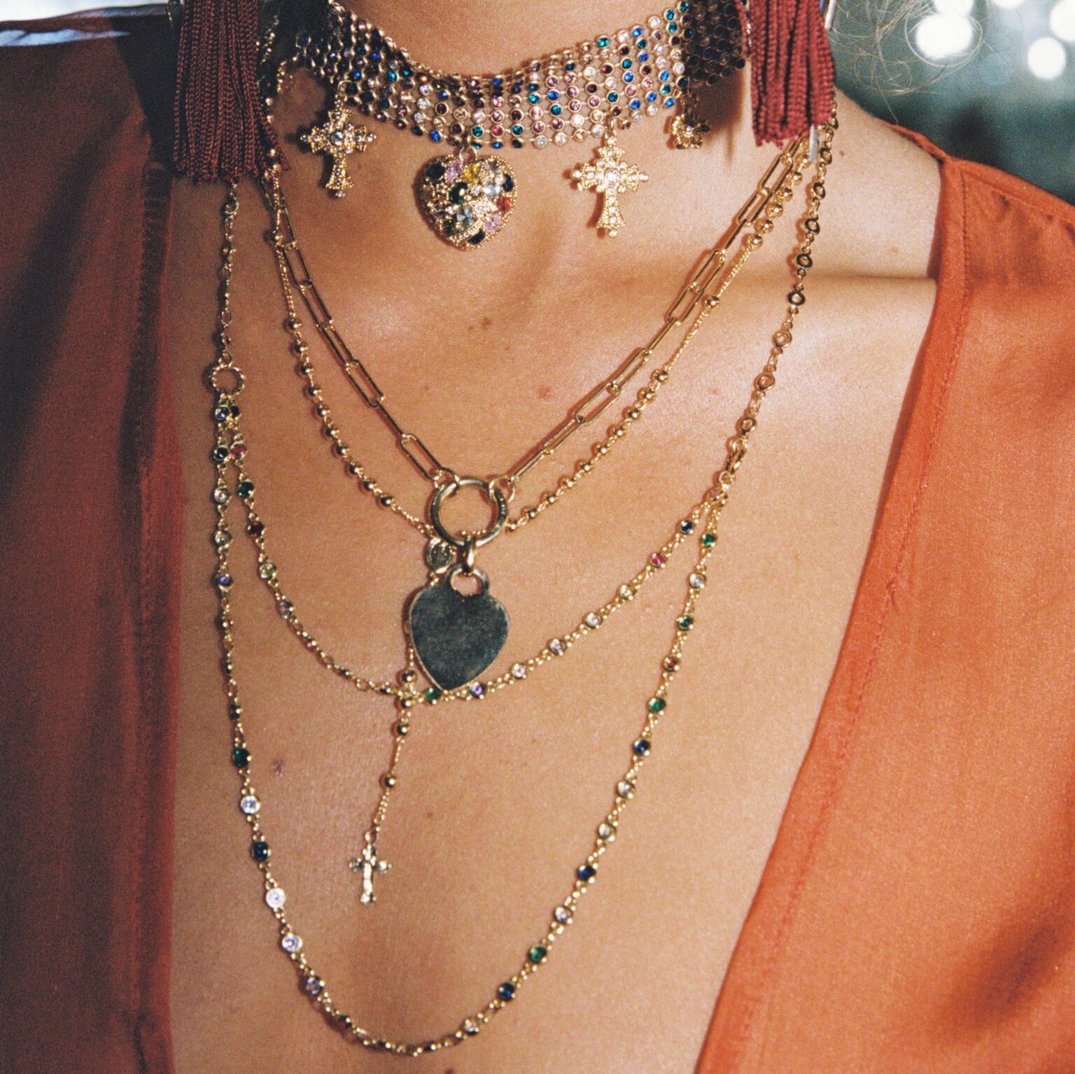 8 Jewelry Trends To Know in 2022 (Chains, Pearls, and More) ClothedUp