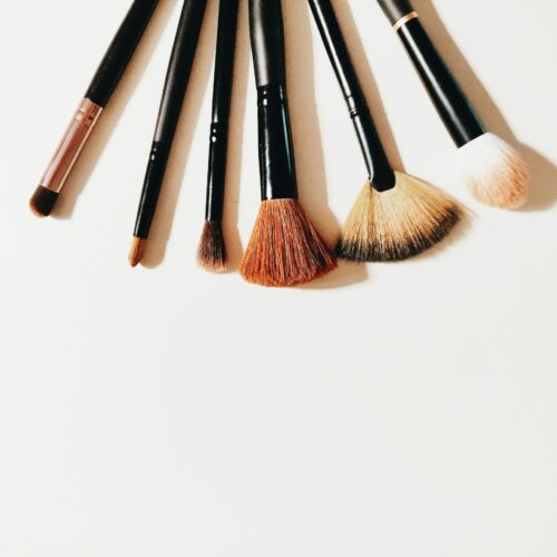 How to Clean Makeup Brushes at Home – 3 Easy Steps