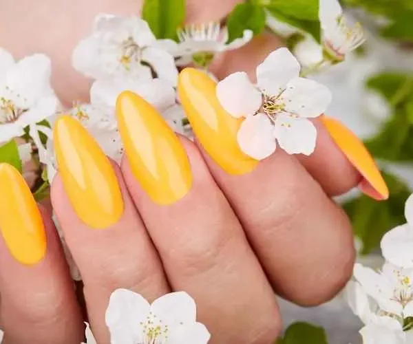 24 Best Summer Nail Colors to Slay Any Summer Day