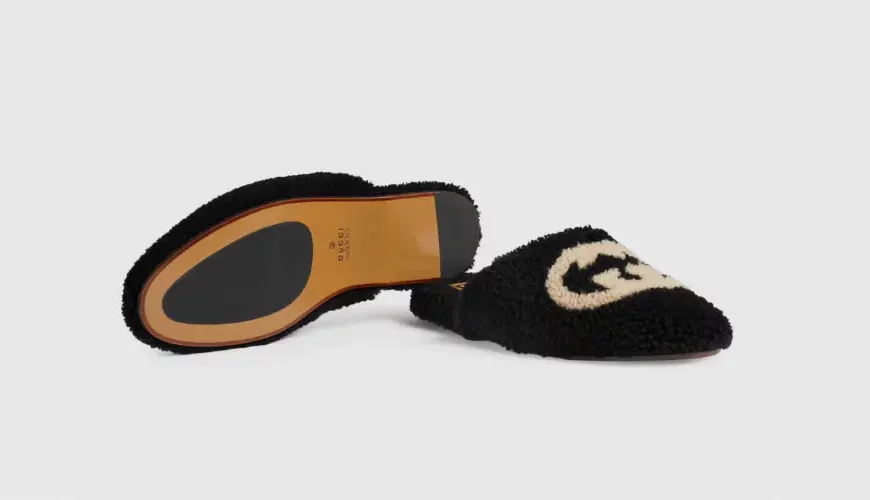 21 Best Slippers for Men to Put on Your Wishlist