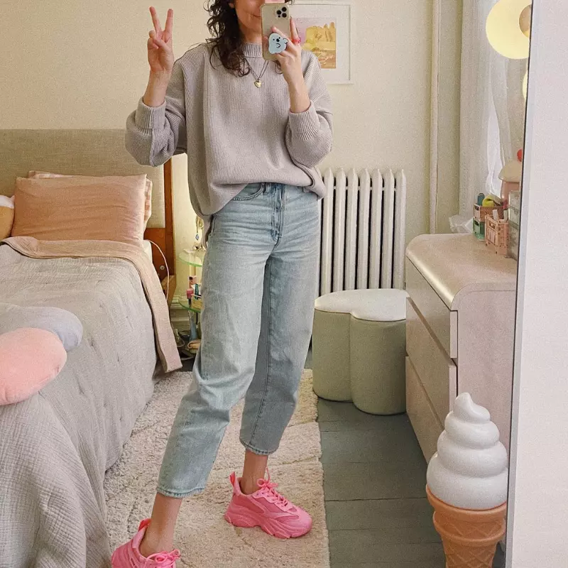 Chunky Sneakers with mom jeans