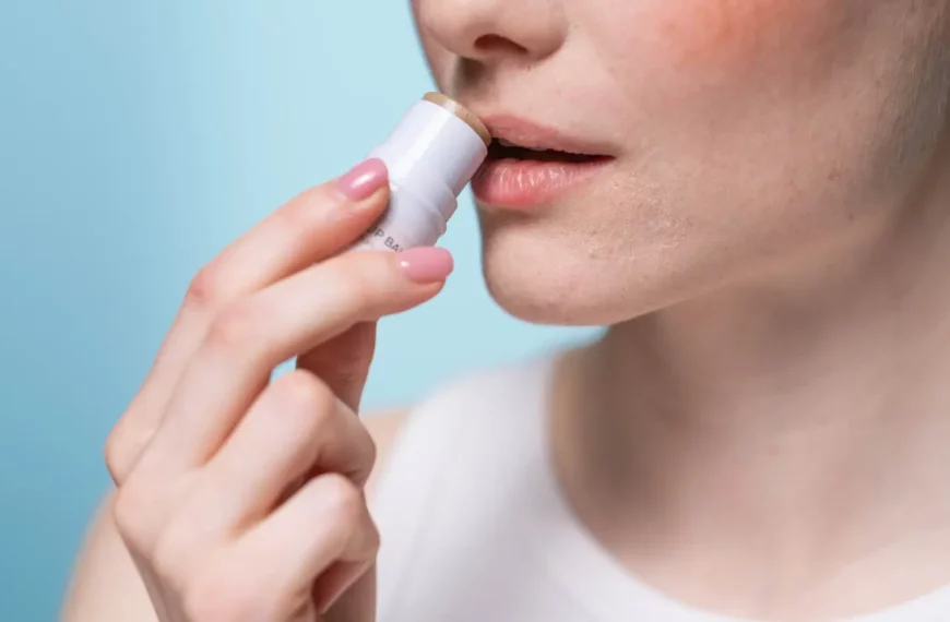 Lip Balm vs Chapstick: What’s The Difference?