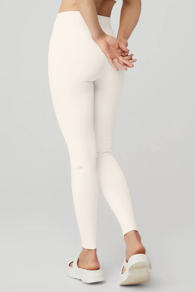 24 Best Butt Lifting Leggings to Enhance Your Booty