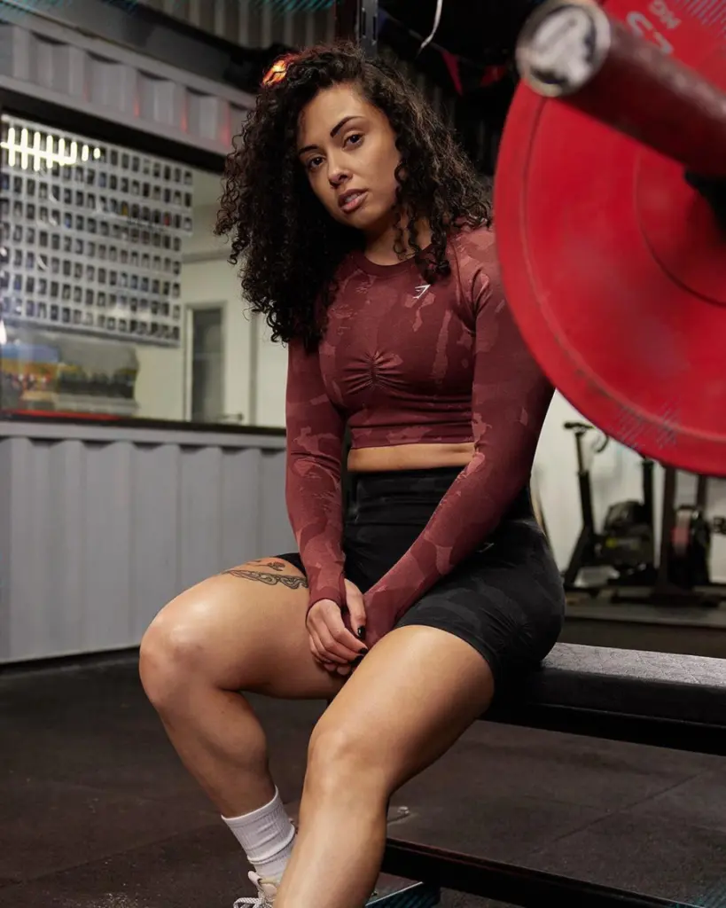 Alphalete Review: Is Their Workout Gear Worth It?