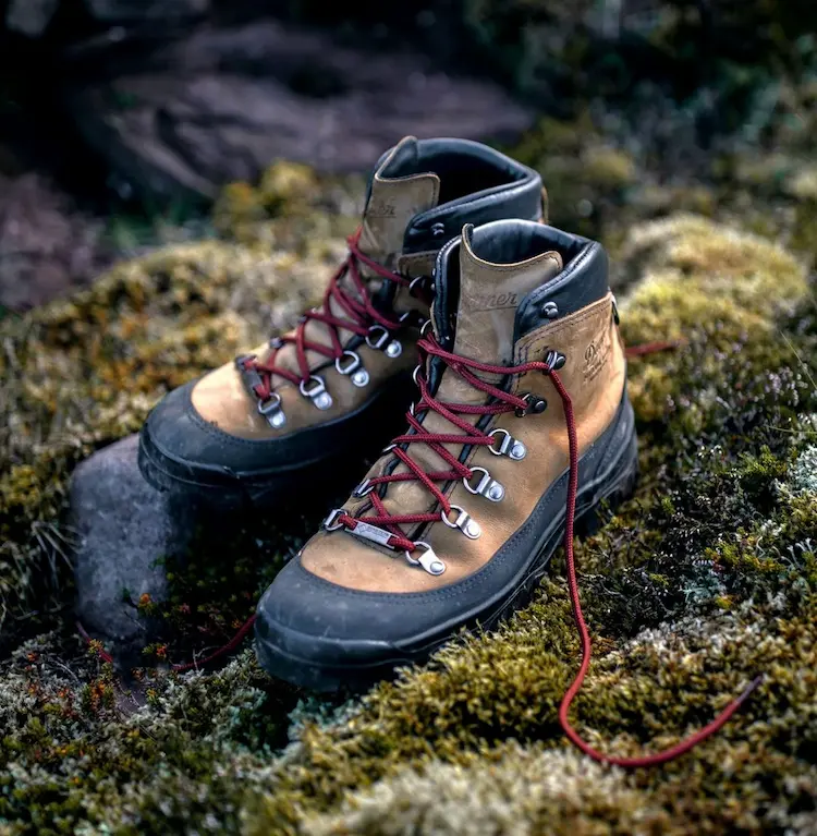 15 Best Outdoor Clothing Brands For Quality And Style | ClothedUp