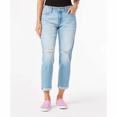 Girlfriend Jeans vs. Boyfriend Jeans, The difference in fit