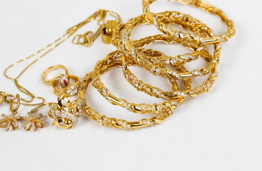 13 Italian Jewelry Brands That Will Make Nonna Proud
