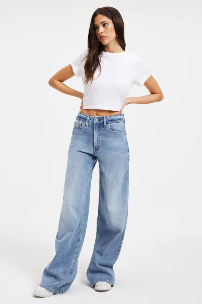 How to Wear Wide-Leg Jeans: The Ultimate Guide | ClothedUp