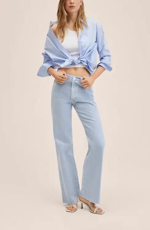 Advice needed on how to wear these wide leg jeans (i'm 5'2) is it normal  for them to reach the ground even with slight heels? : r/PetiteFashionAdvice